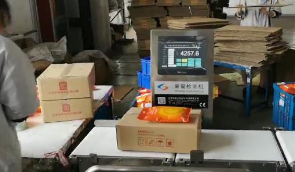 食品稱(chēng)重機(jī)的功能與普通的什么不同